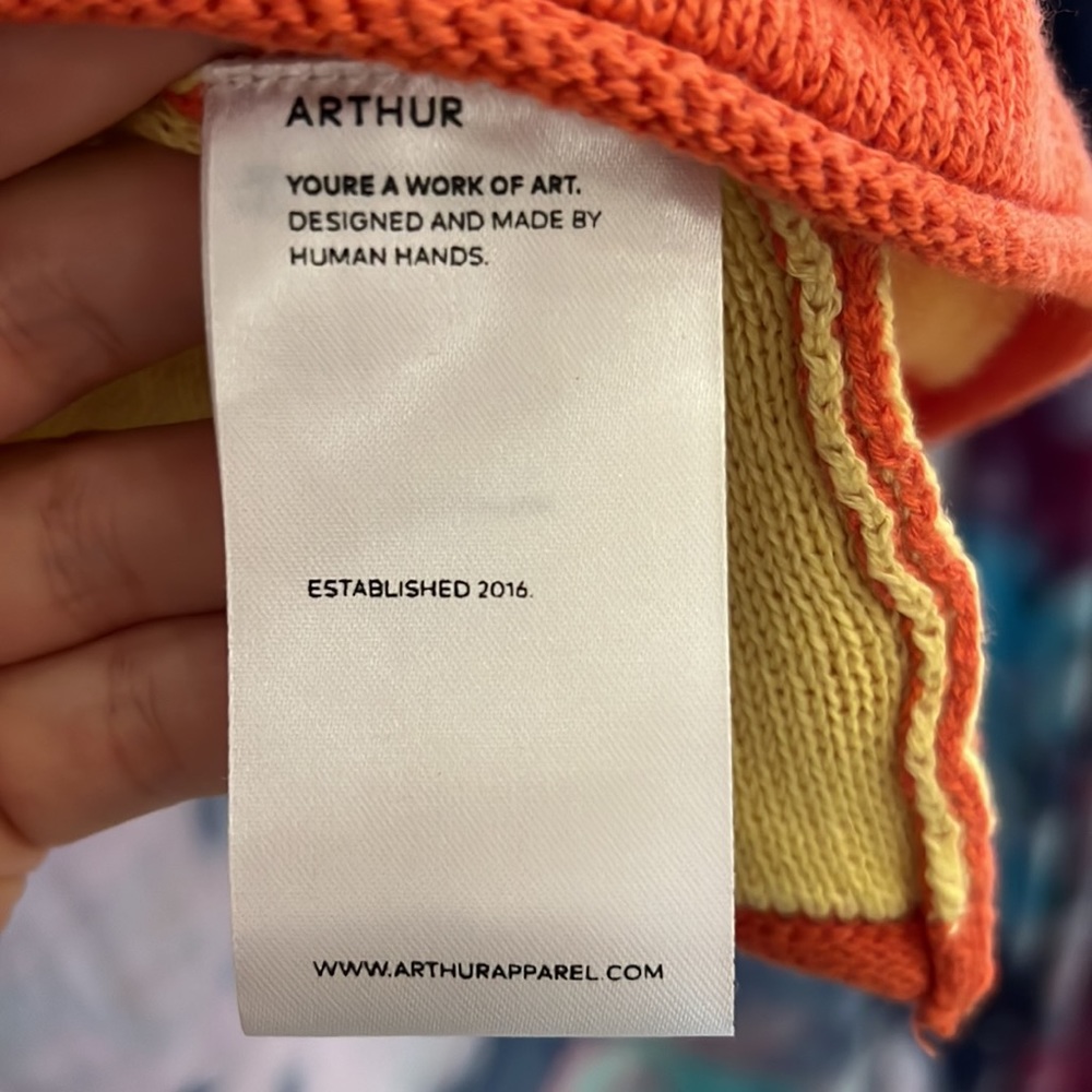 NWOT Sunrise Raw Edge Top: Horizon - Arthur - Picture 5 of 7